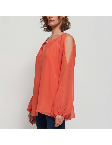 BLUSA C/CATENA