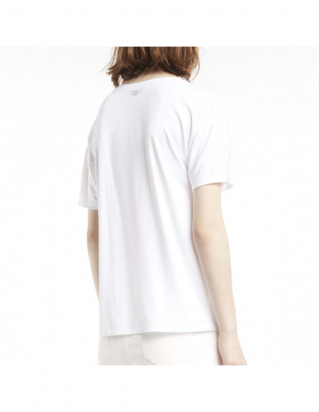 T-SHIRT WITH GEOMETRIC EMBROIDERY