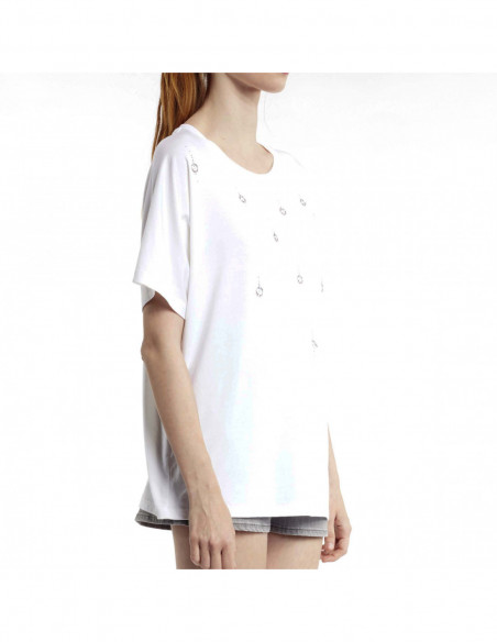 T-SHIRT C/PIERCING E STRASS