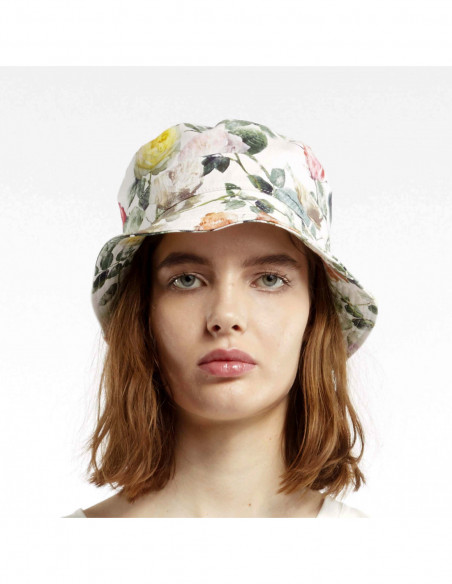 ROSE-PRINTED BUCKET HAT