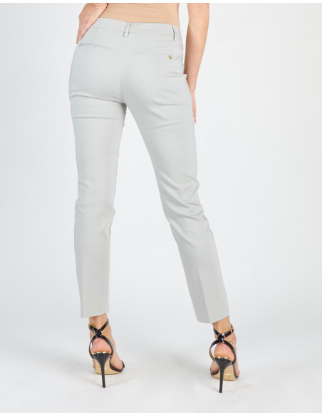 PANTALON CIGARETTE EN TISSU TECHNIQUE