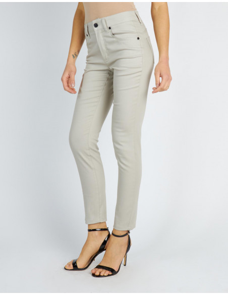 HIGH-WAISTED SKINNY JEANS