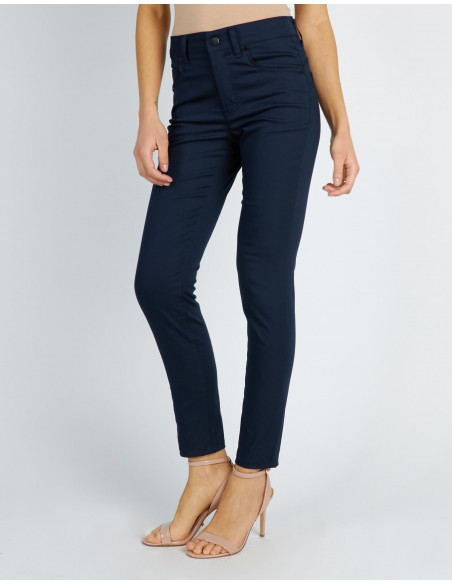 HIGH-WAISTED SKINNY JEANS