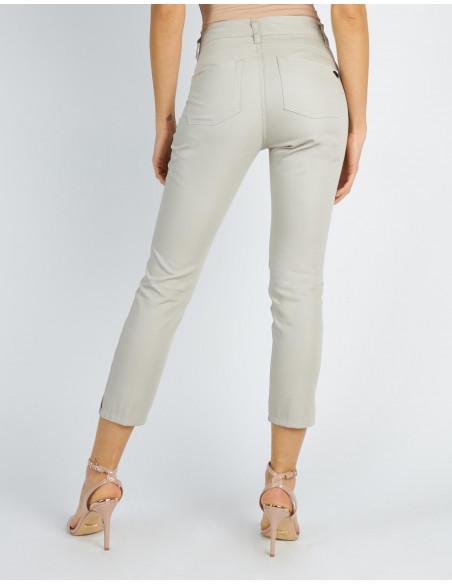 HIGH-WAISTED CROPPED JEANS