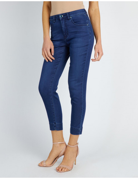 HIGH-WAISTED CROPPED JEANS