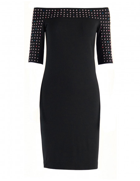 ROBE AVEC CLOUS ET STRASS