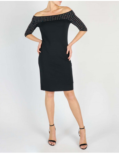 ROBE AVEC CLOUS ET STRASS