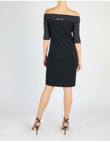 ROBE AVEC CLOUS ET STRASS
