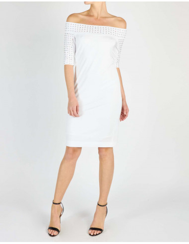 ROBE AVEC CLOUS ET STRASS