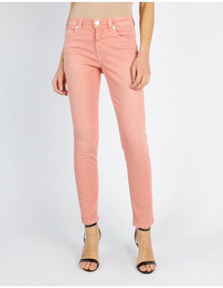 HIGH-WAISTED SKINNY JEANS