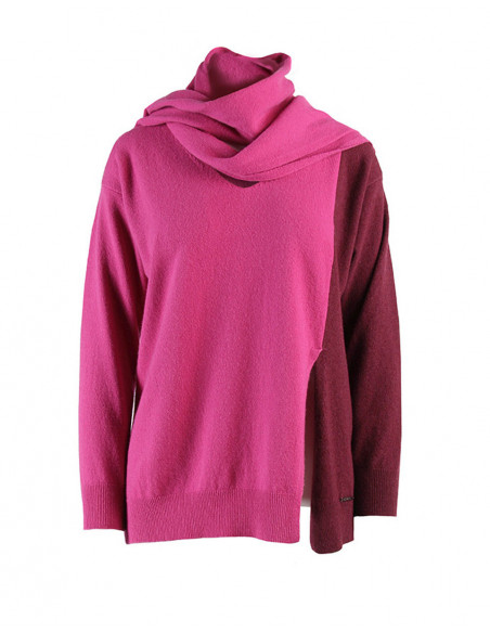 PULL COL EN V AVEC PETITE ECHARPE