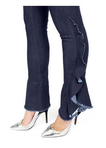 PANTALON AVEC ROUCHES SUR LE FOND 2